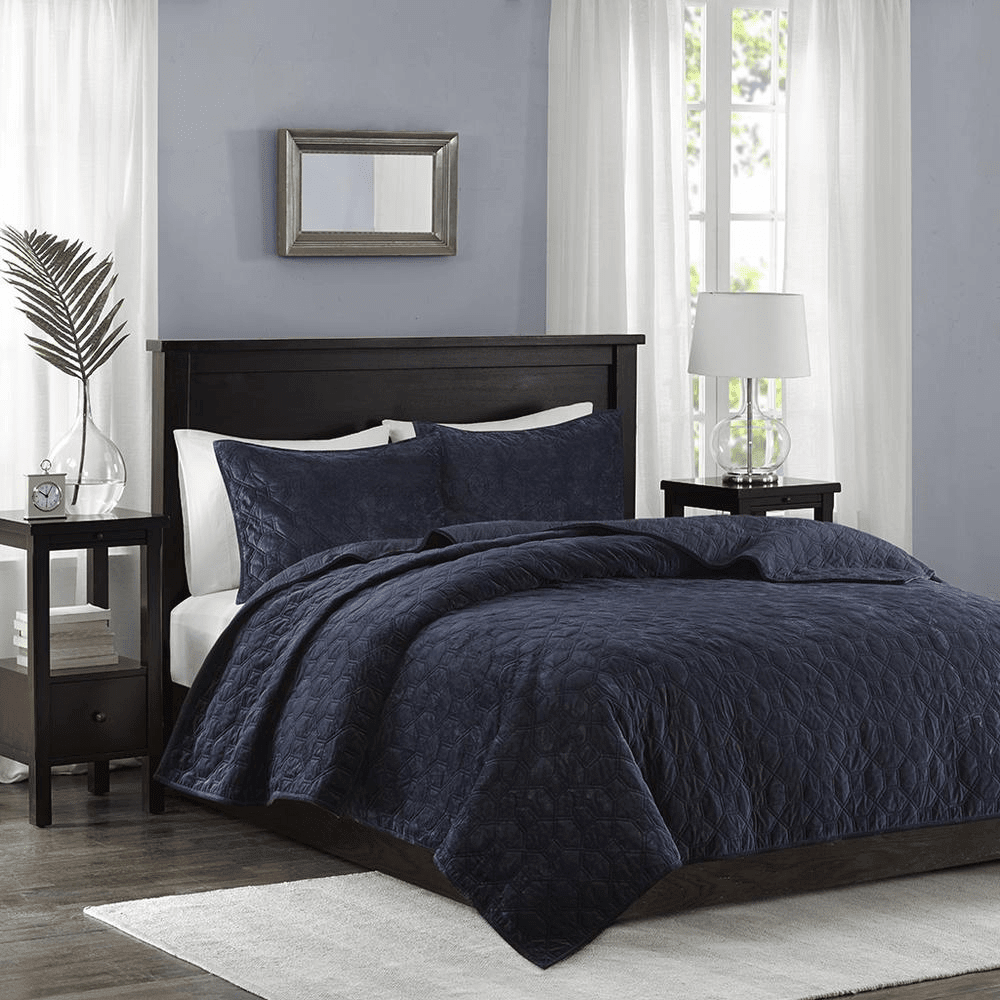 Harper Velvet Quilt Set, 3-Piece – Navy - posh&amp;polish variety