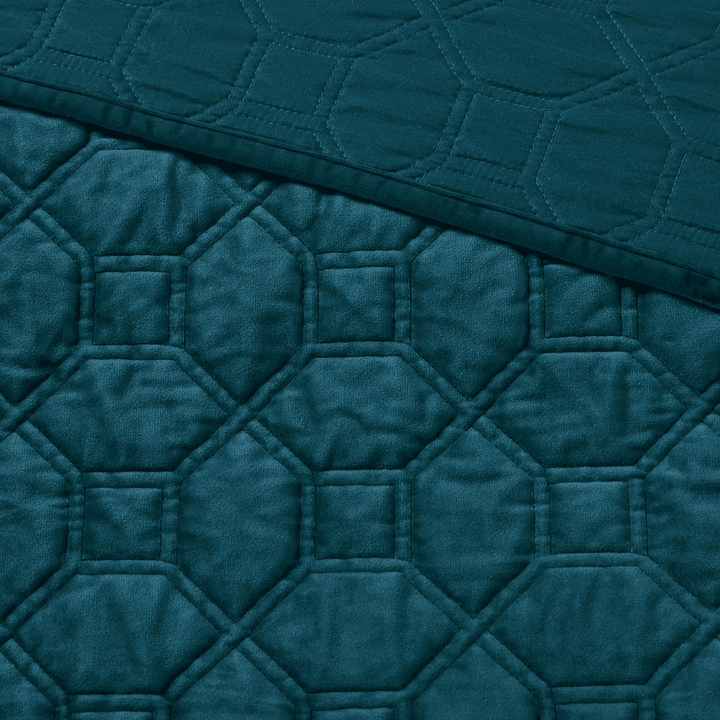 Harper Velvet Quilt Set, 3-Piece – Teal - posh&amp;polish variety