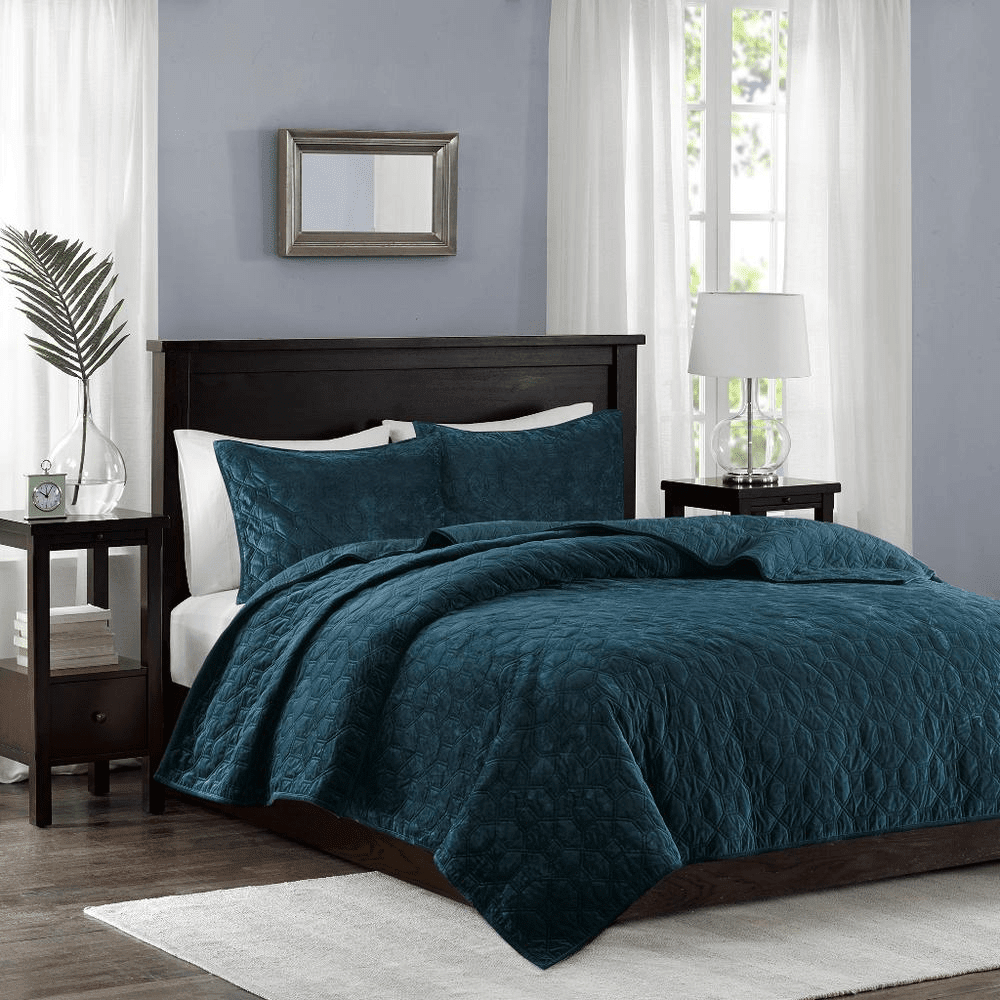 Harper Velvet Quilt Set, 3-Piece – Teal - posh&amp;polish variety