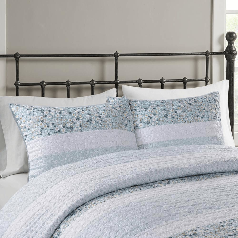 Madison Park Caralie 4-Piece Seersucker Quilt Set - posh&amp;polish variety