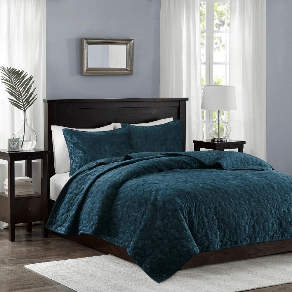 Madison Park Harper Velvet 3-Piece Quilt Set – (Full/Queen) - posh&amp;polish variety