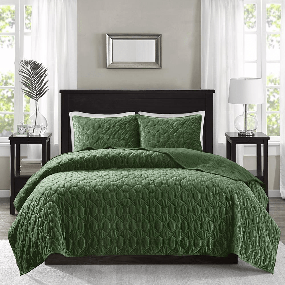 Madison Park Harper Velvet 3-Piece Quilt Set – (Full/Queen) - posh&amp;polish variety