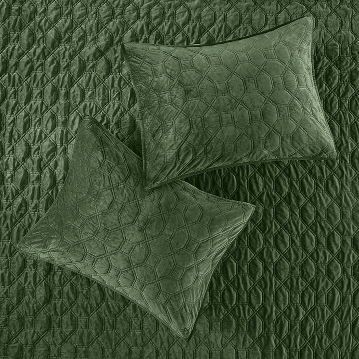 Madison Park Harper Velvet 3-Piece Quilt Set – (Full/Queen) - posh&amp;polish variety