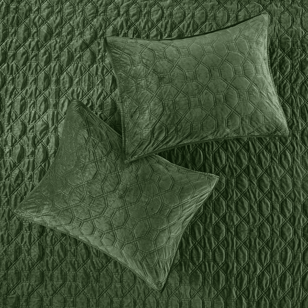 Madison Park Harper Velvet 3-Piece Quilt Set – (Full/Queen) - posh&amp;polish variety