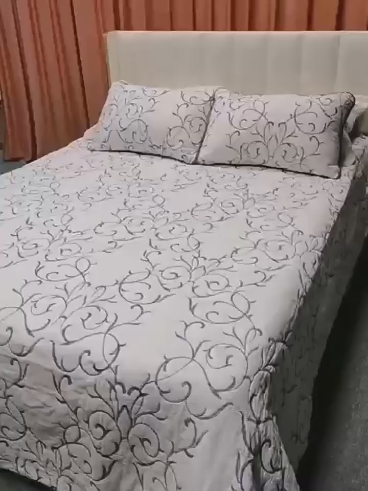 Reversible Cotton Quilt Set Embroidered &amp; Cozy Bedding